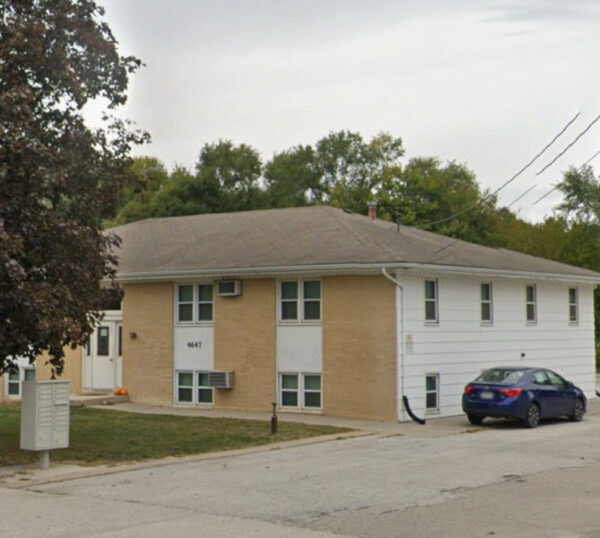 4647 NW 62nd Ave APT 1, Johnston, IA 50131