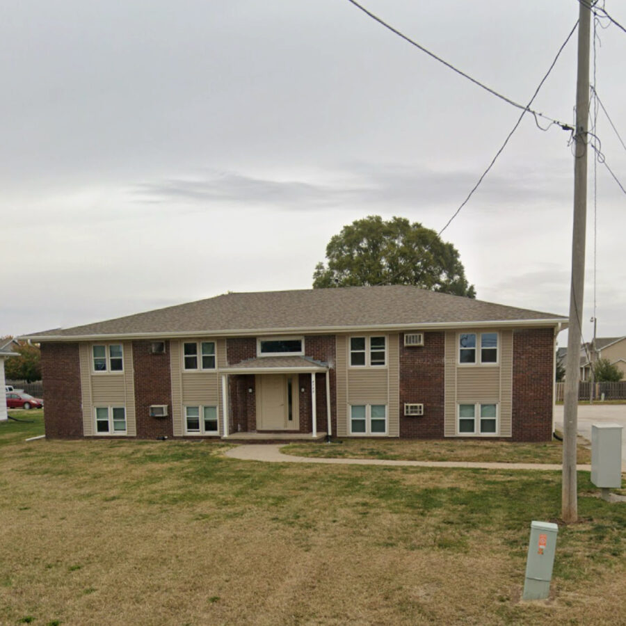 4755 NW 62nd Ave, Johnston, IA 50131